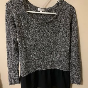Women’s gray and black sweater